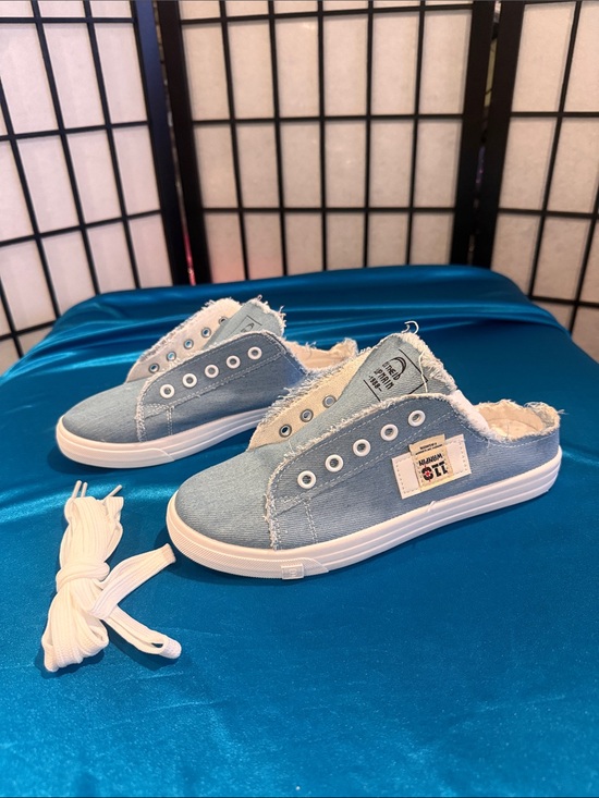 N/A Shoes - Denim Slip-On Mule Sneakers in Light Blue by